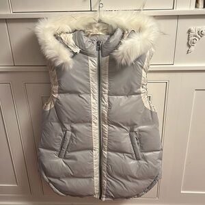 Sundance outdoor vest.  Size L